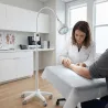 LAMPE D’EXAMEN LED 6W AVEC VARIATEUR MEDICLINIC SUR PIED MOBILE - pieds à roulettes