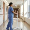 LAMPE D’EXAMEN LED 3W AVEC VARIATEUR MEDICLINIC PIEDS À ROULETTES - pied à roulettes