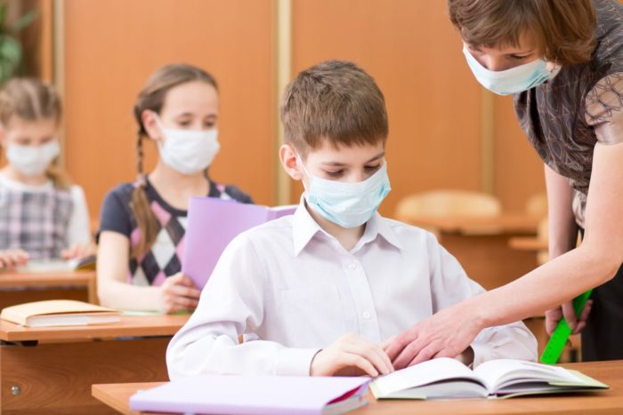 Masques à l'école